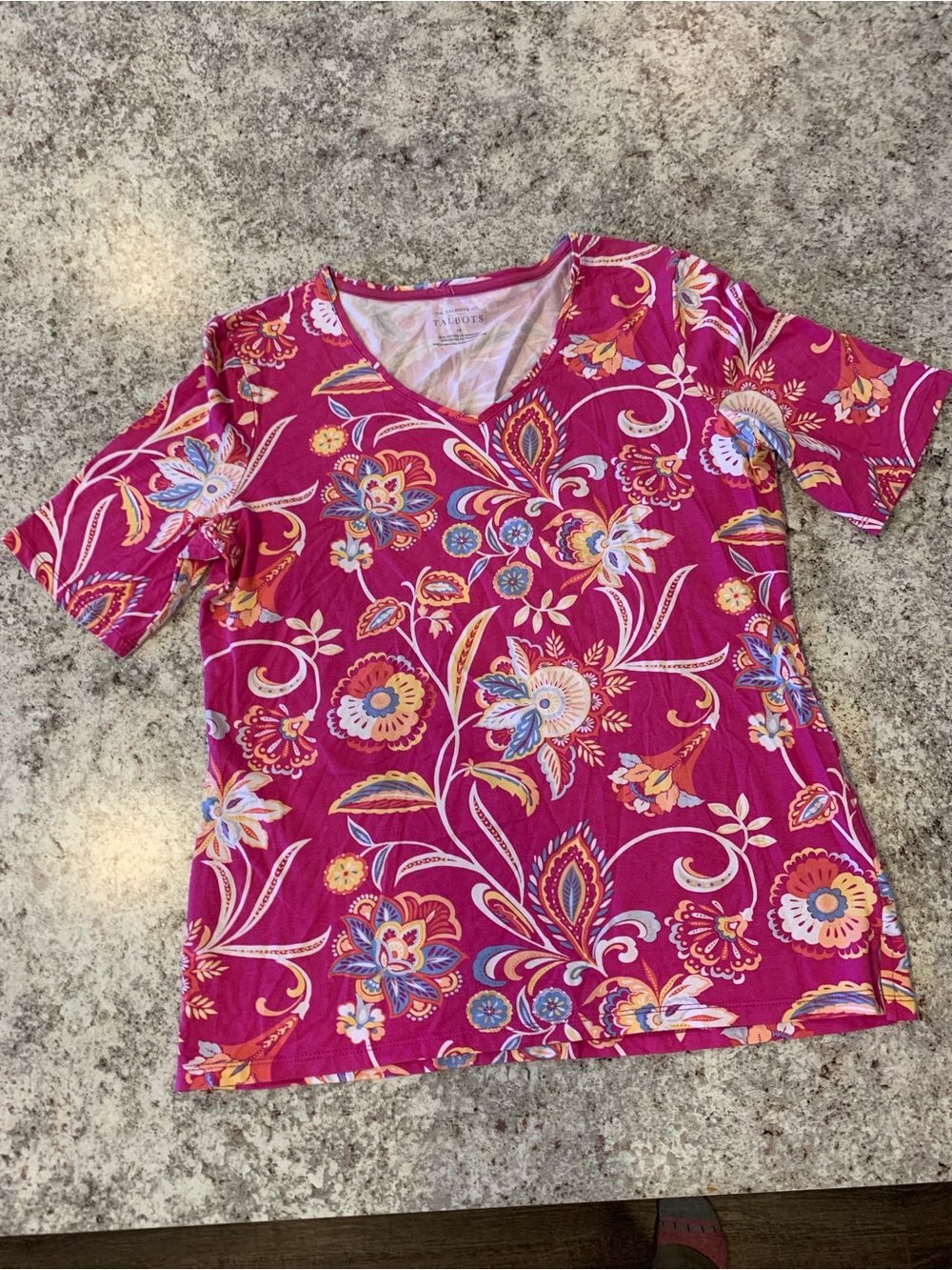 Talbots women's top featuring a pink and blue floral paisley sleeves 3/4